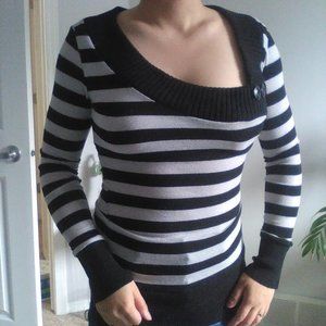 Asymetrical Neck Black and White / Grey White Light Sweater